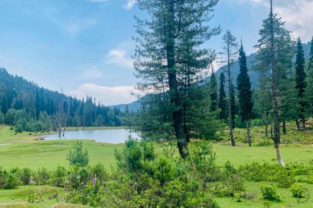 a lake in kashmir